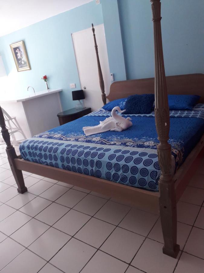 Bay Heights B&B Gros Islet Eksteriør bilde